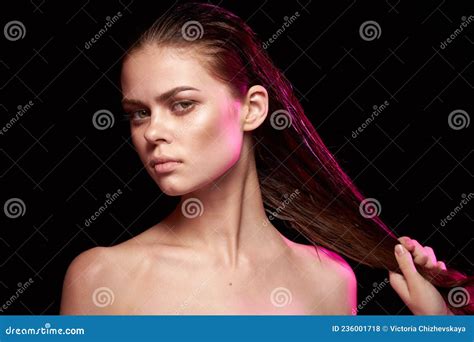 51.389 vídeos de Mulher nua Vídeos stock .